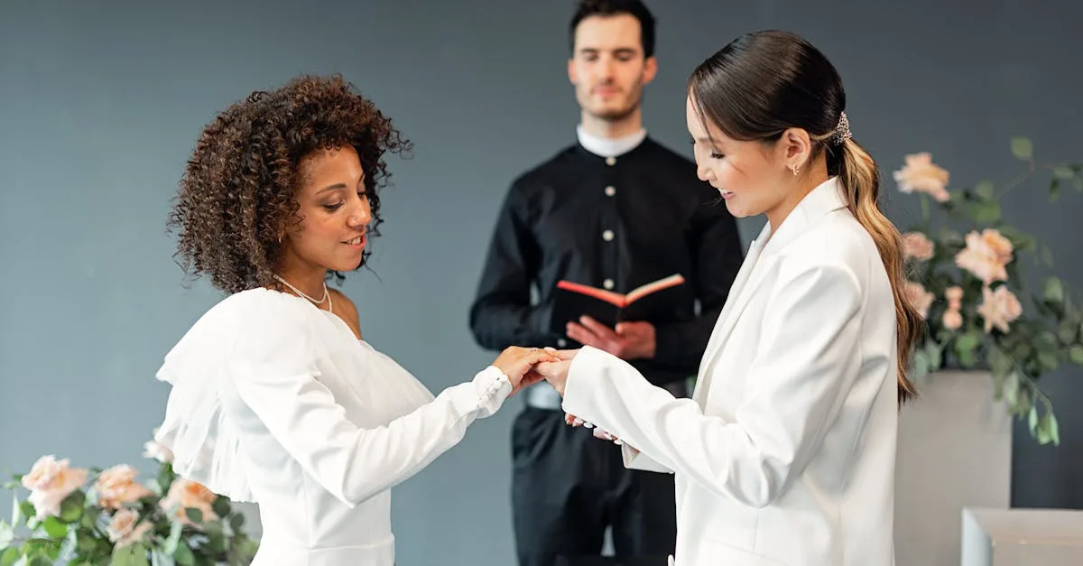 découvrez les événements lgbtq+ dédiés aux femmes lesbiennes : rencontres, ateliers, soirées et plus pour partager, célébrer et s'amuser en toute convivialité.