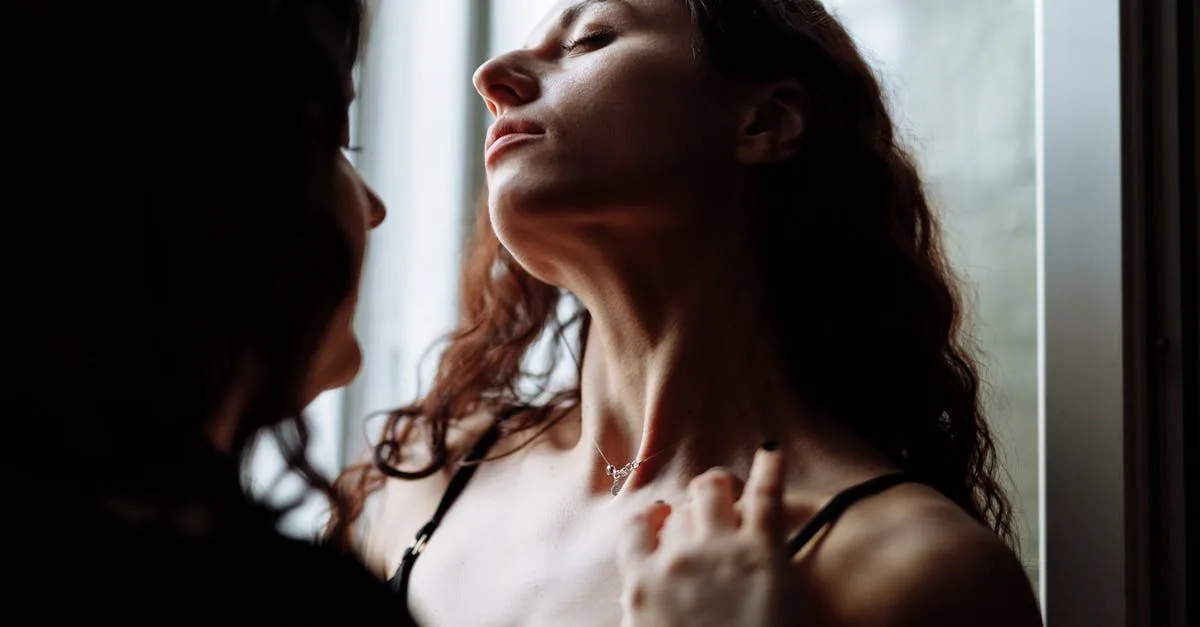 découvrez une collection captivante d'histoires érotiques qui éveilleront vos sens et stimuleront votre imagination. plongez dans des récits passionnés et intimes, parfaits pour explorer vos fantasmes en toute confidentialité.