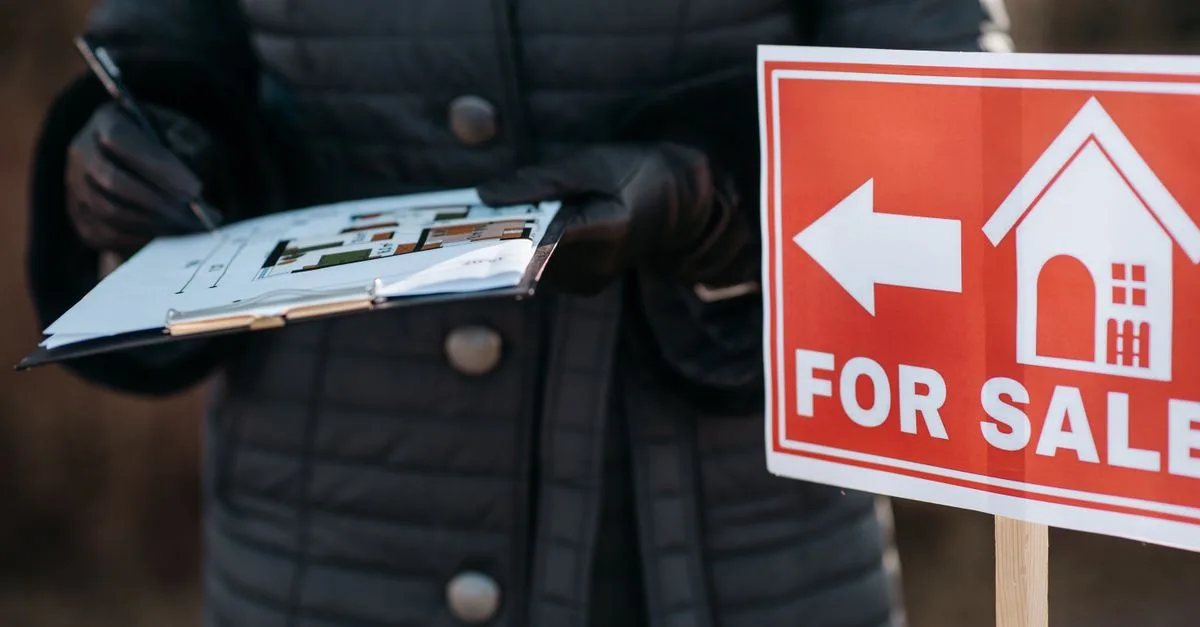 découvrez des conseils essentiels pour réussir dans la vente immobilière et maximiser vos transactions grâce à nos astuces expertes.